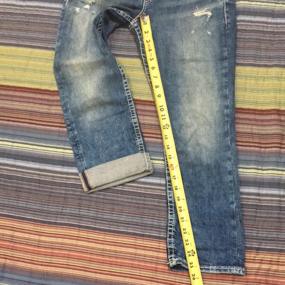 Silver Jeans Suki Embellished Distressed Mid Rise Super Stretch Capri W28 L23 - Picture 14 of 14